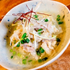極上！牛モツの塩煮込み
