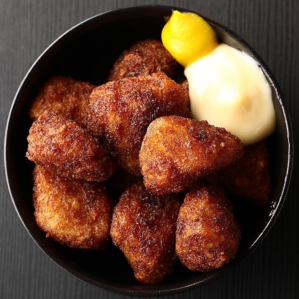 栃木名物『いもフライ』は、外はカリッと、中はホクホクの食感がたまりません♪オリジナルソースが◎