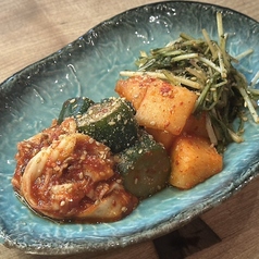 キムチ盛り合わせ