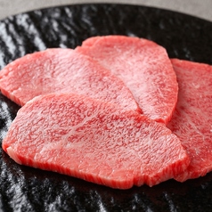 厳選された国産黒毛和牛