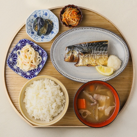飯 汁 魚　みつぼしや 天満店の写真