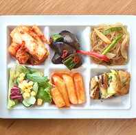 90分間食べ放題！前菜ビュッフェ付き★