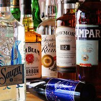 各国のビールやワインが勢揃い！お肉に合う一杯をご提案
