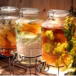 各種ドリンクを全てのコースが飲み放題付きでご提供しております