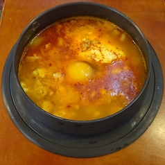 スンドゥブチゲ(純豆腐鍋)