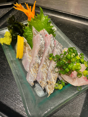 天然鬼締め 太刀魚の炙り刺