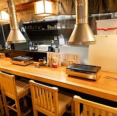 お1人様やカップルでのご利用にも最適なお席となります。