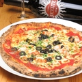 料理メニュー写真 ～赤ピザ～ マルゲリータ（モッツァレラ/バジル/トマトソース）