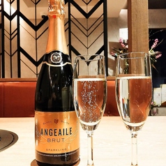 ワインを嗜む。