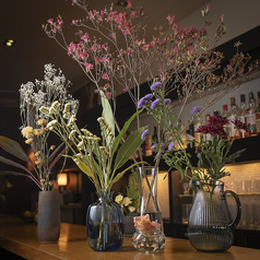 【カウンター×10席】広々とゆとりがあって使いやすいカウンター席を完備！おひとり様でのご利用歓迎です、お気軽にご来店ください★