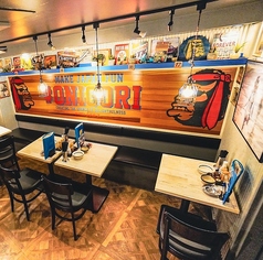 奥の席でゆったりくつろいでください☆