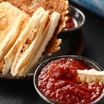 人気急上昇中のカリカリチーズ盛り！こだわりと思い入れのある絶品メニューです。是非ご賞味下さい！