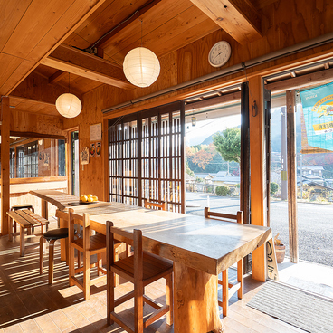 コンナトコロニ cafe gabuの雰囲気1