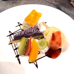 大正レトロな喫茶店で、スイーツを楽しめる