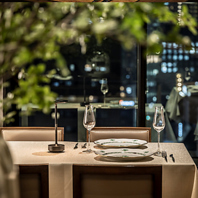 大阪の夜景を一望！ロケーション自慢の天空レストラン♪