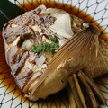 料理メニュー写真 天然の鯛の兜