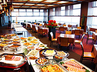 お子様用の椅子ご用意あります。