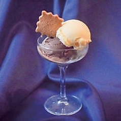2種のアイスとクッキー