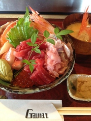 海鮮丼