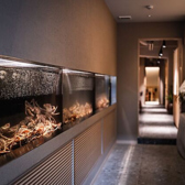 店内で快適にインターネットをご利用いただけるよう、無料Wi-Fiを完備しております。 お食事中や接待の際も、スムーズに通信が行えます。ご希望の方はお気軽にスタッフにお声がけください。