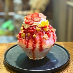 5月2日から販売開始のMAISON　TANUKIのかき氷