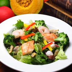 海鮮サラダ