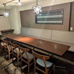 【VIP個室あり★】大好評のVIP個室。ゆったりと愉しめるリゾート空間。記念日や誕生日等、お祝いにおすすめ。落ち着いた雰囲気の中で、心ゆくまで料理を堪能し、心に残るひとときを過ごしましょう。おしゃれなインテリアと洗練された雰囲気が、素敵な思い出を作るお手伝いをします。ご予約はお早めに♪