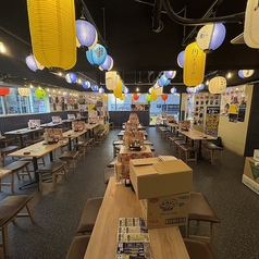 居酒屋それゆけ!鶏ヤロー!新橋店の雰囲気1