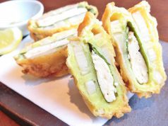 れんこんのはさみ揚げ　～大葉しそ風味～