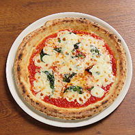 自慢のナポリピッツァ！テイクアウトもご利用できます