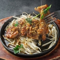 料理メニュー写真 ニンニクましましチキンステーキ