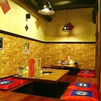 アットホームな雰囲気のお店でくつろぎながらお食事♪