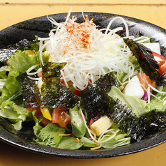 ごろごろ旬野菜とサーモンの　チョレギサラダ