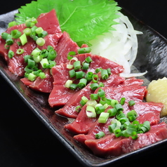 黒毛和牛の朝どれハツ刺し