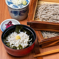 ごまそばとしらす小丼のセット