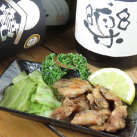 お料理はどれも手作りの創作アテメニュー