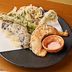 天ぷら盛り合わせの写真