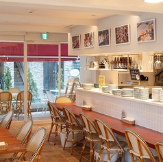 Pelican Moon ペリカンムーン Caffe & Dining Bar 一之江店の雰囲気1