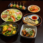 沖縄の伝統的家庭料理だから、ほっとするおいしさ。大人から子供まで愛されています。