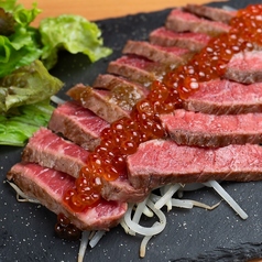 牛ももレアステーキ