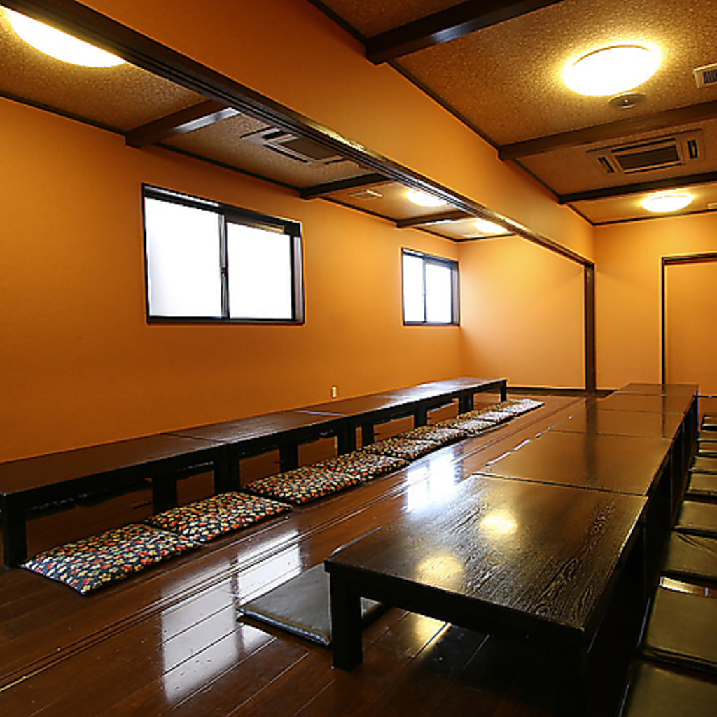 【2階座敷フロア/最大60名様まで】貸切可能です。20名様から承っております