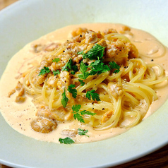 たっぷりウニの クリームソース生バスタ