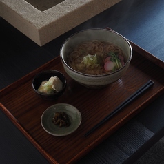 つりがね庵特製めんつゆ 手延べかけうーめん (温)