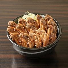 【軽くて美味しく安い！秘伝のタレで仕上げる手羽先】