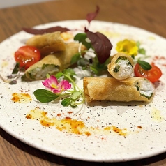 白魚のパートブリック包み揚げ