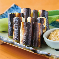 千住葱の黒焼きロースト《葱味噌ぞえ》