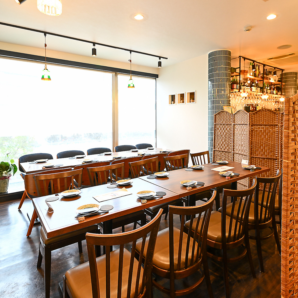 宴会席24名　それ以上の人数の場合貸し切り利用可能