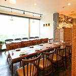 宴会席24名　それ以上の人数の場合貸し切り利用可能