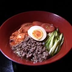 黒毛和牛のそぼろ冷麺