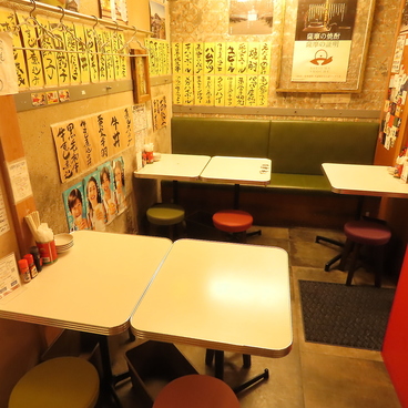 九州サカバ つんつくつん 小虎小路店の雰囲気1